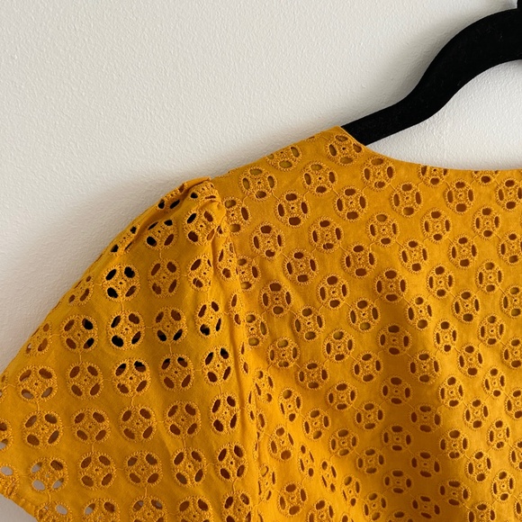 J. Crew Factory V-neck Lace Blouse Peplum Button Down Golden Yellow Size 00 - Picture 10 of 12